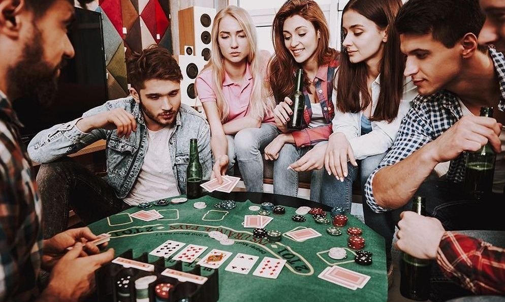 Como Jugar Al Poker Online Con Amigos